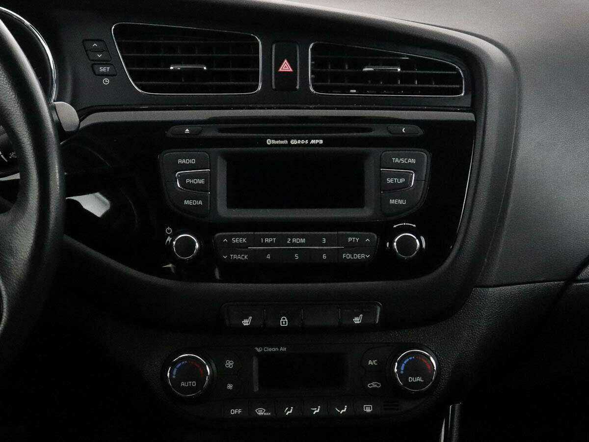 Купить Kia Ceed, 2015, 110 000 км, фото №11