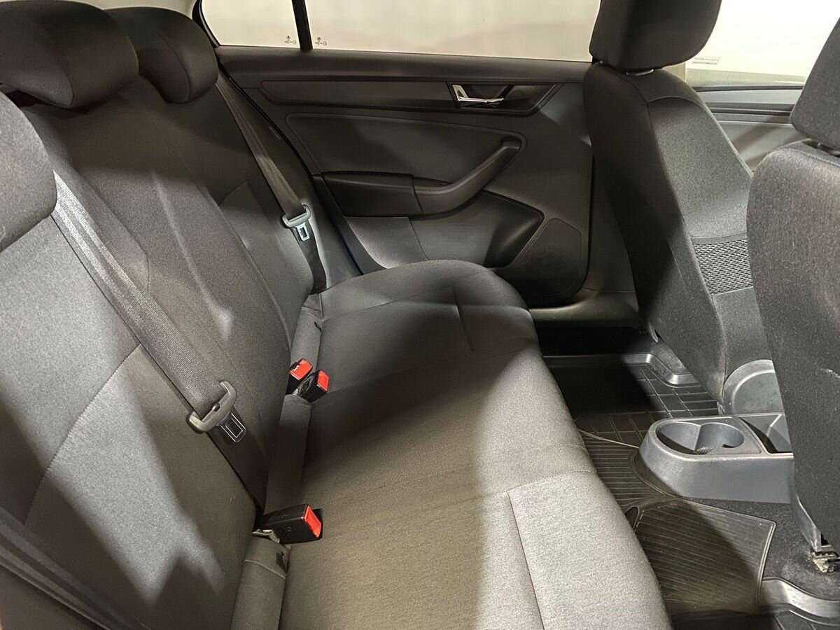 Купить Skoda Rapid, 2018, 119 572 км, фото №11