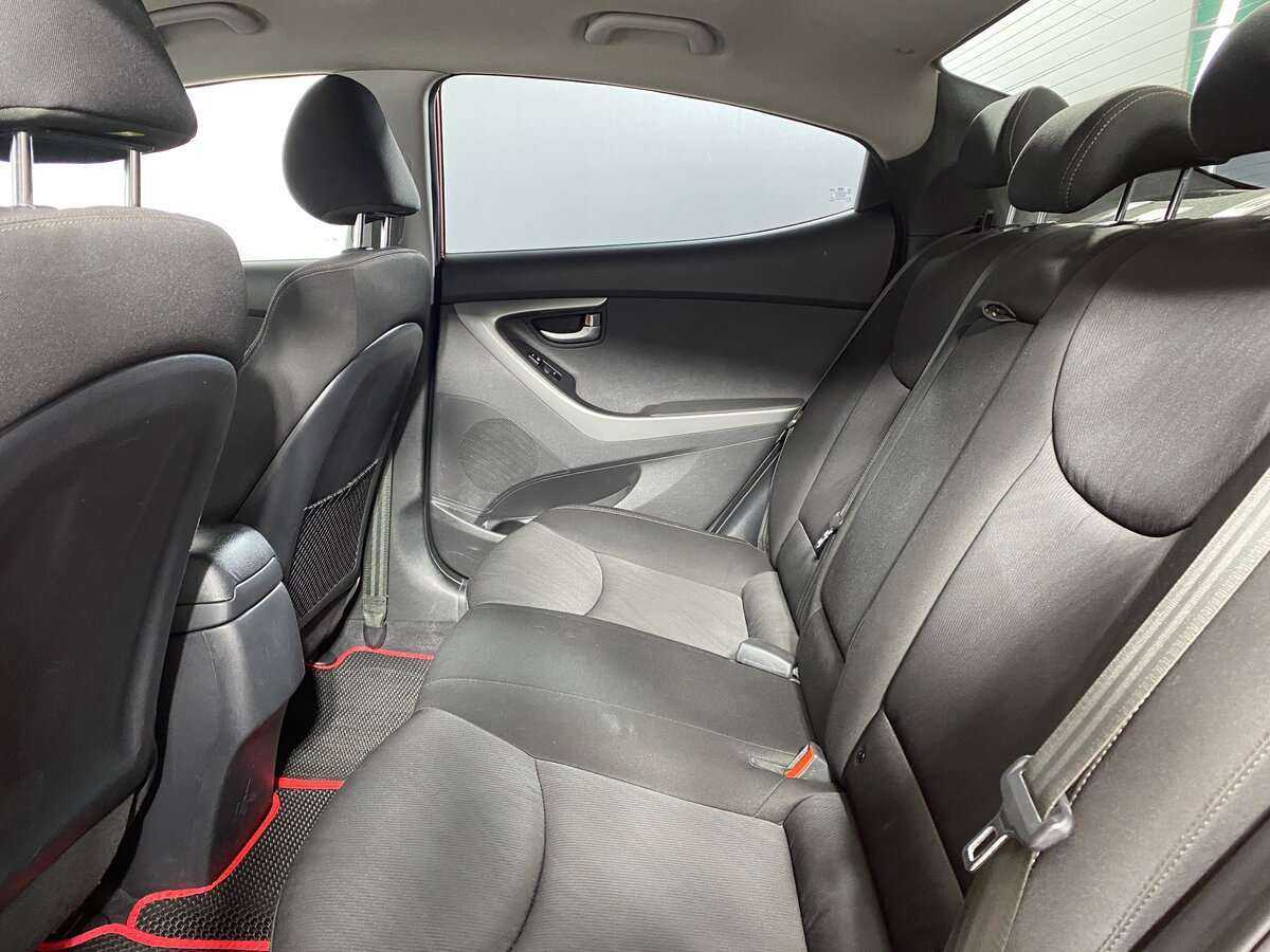 Купить Hyundai Elantra, 2015, 174 000 км, фото №8