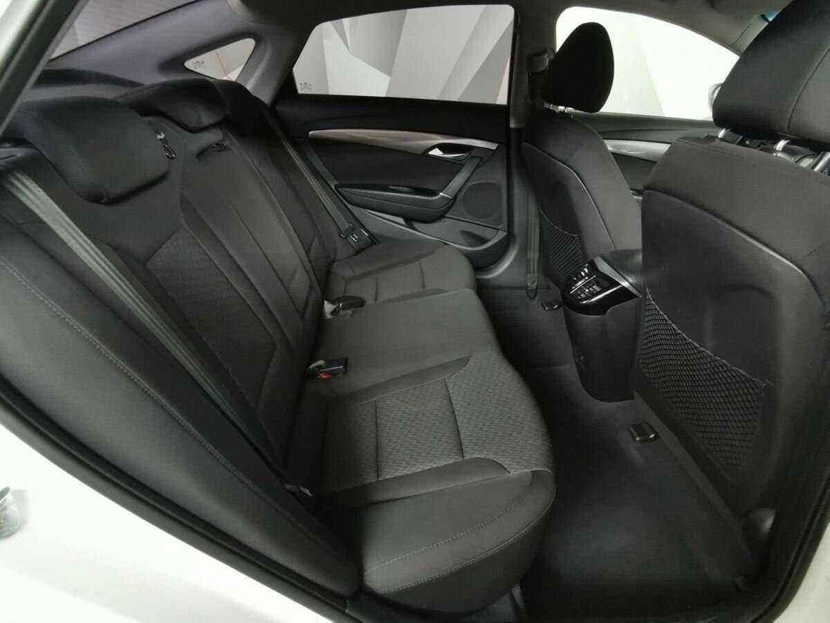 Купить Hyundai i40, 2015, 190 667 км, фото №12