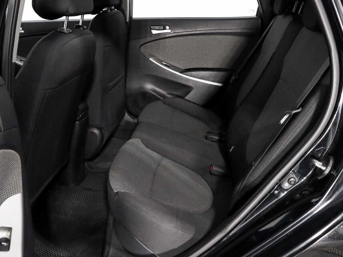 Купить Hyundai Solaris, 2013, 232 851 км, фото №10