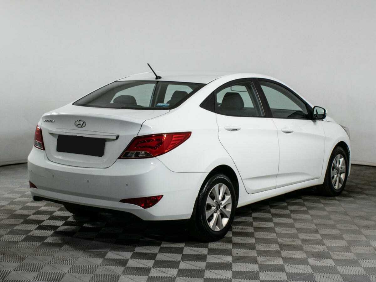 Купить Hyundai Solaris, 2016, 76 800 км, фото №5