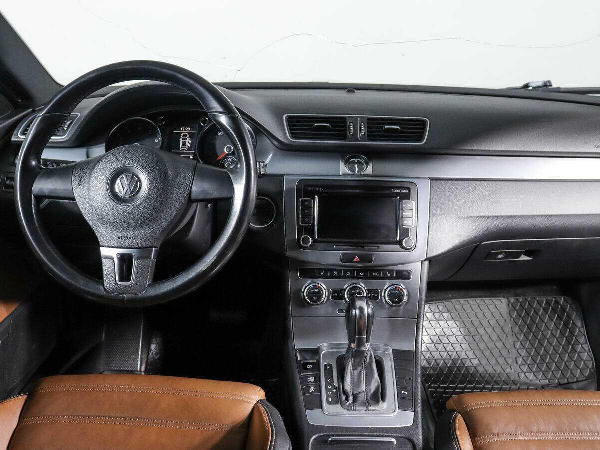 Купить Volkswagen Passat CC, 2013, 216 156 км, фото №10
