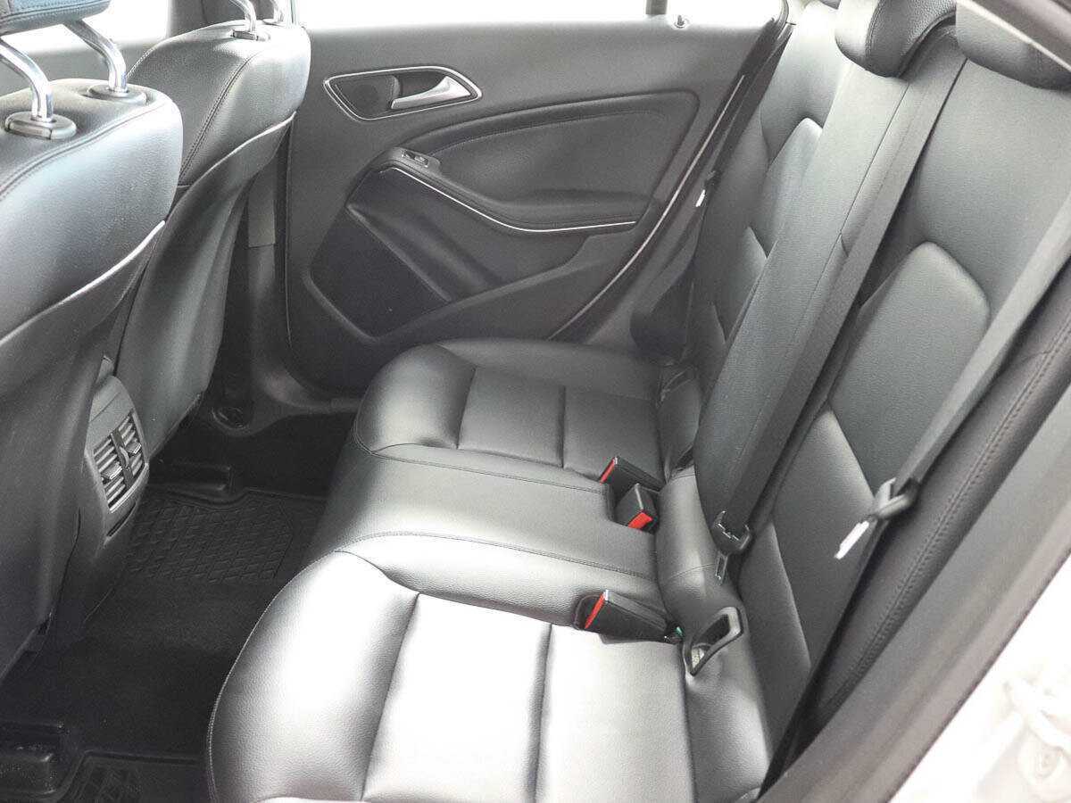 Купить Mercedes-Benz CLA 200, 2014, 154 000 км, фото №9