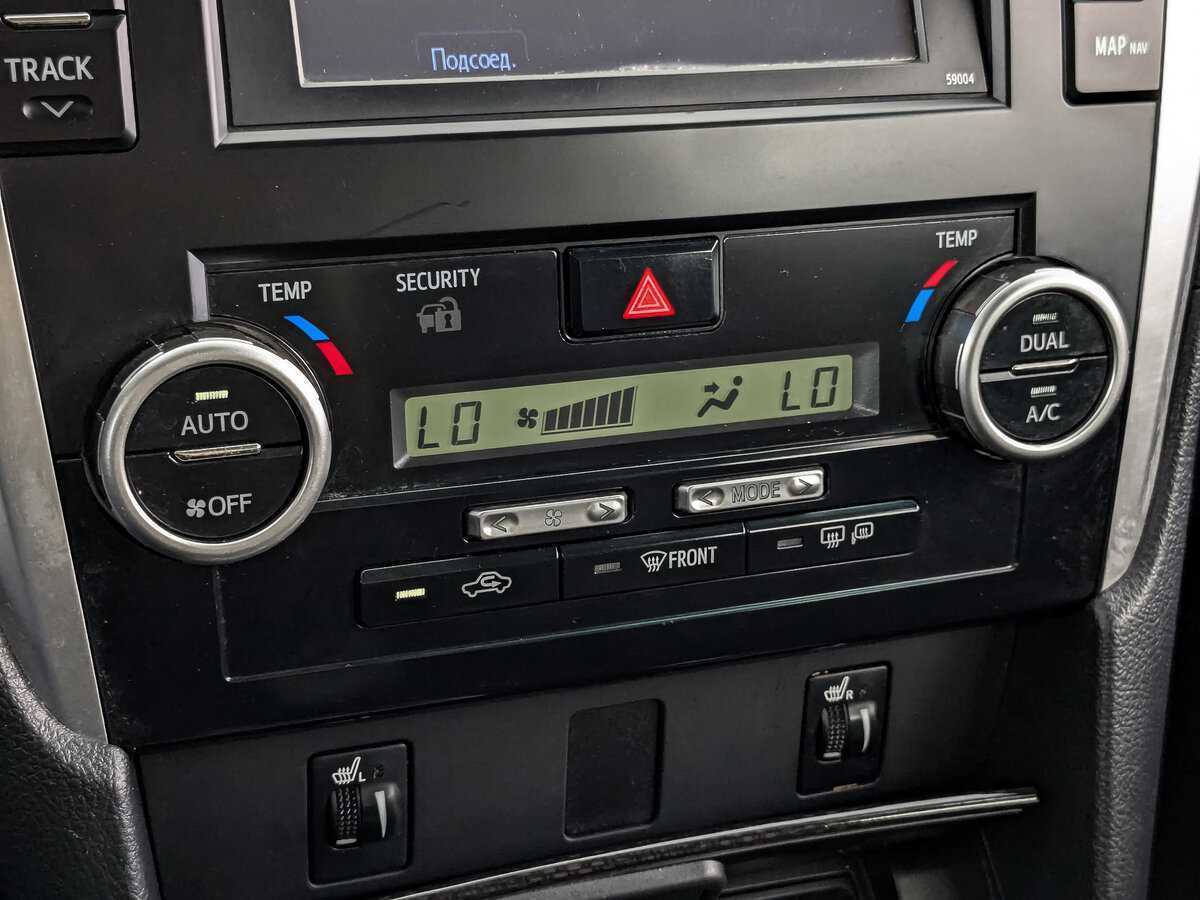 Купить Toyota Camry, 2014, 243 585 км, фото №17