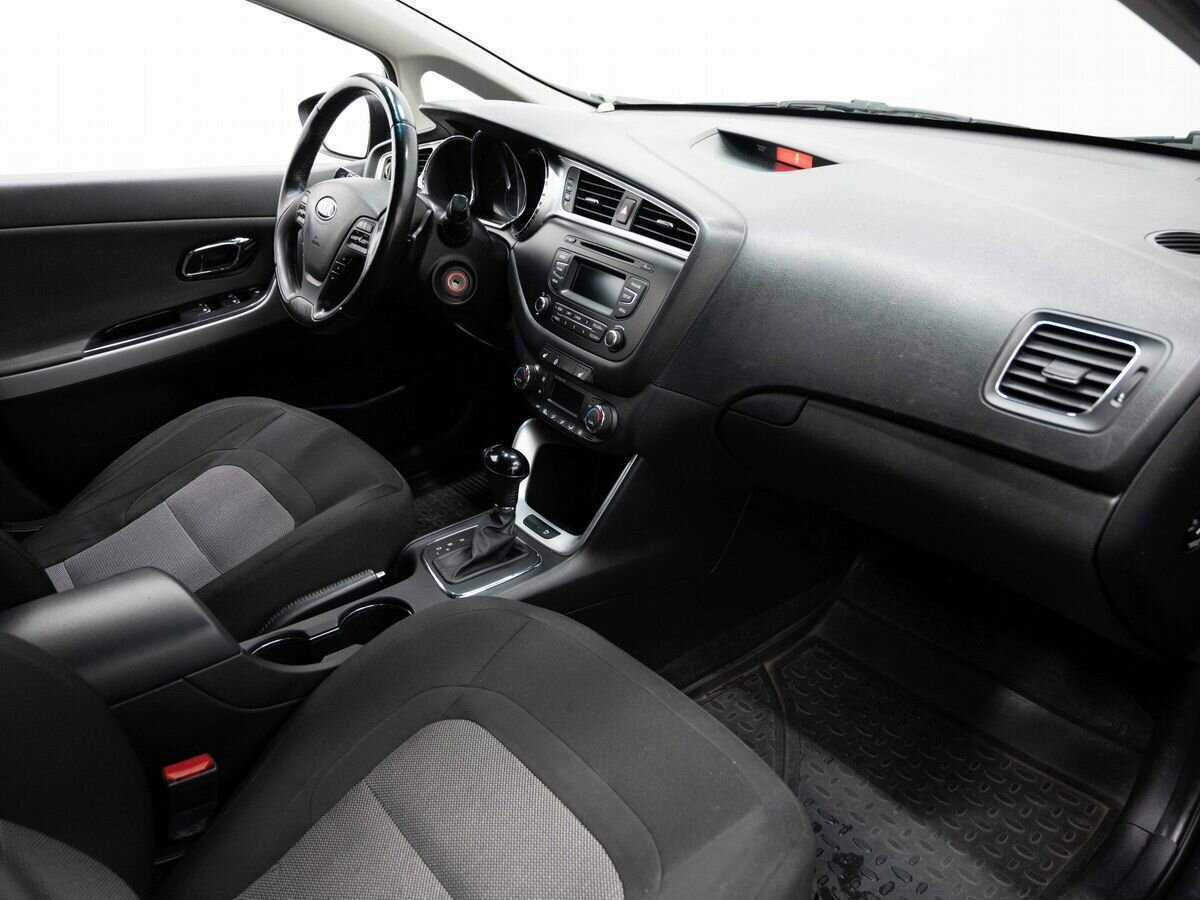 Купить Kia Ceed, 2015, 147 000 км, фото №12