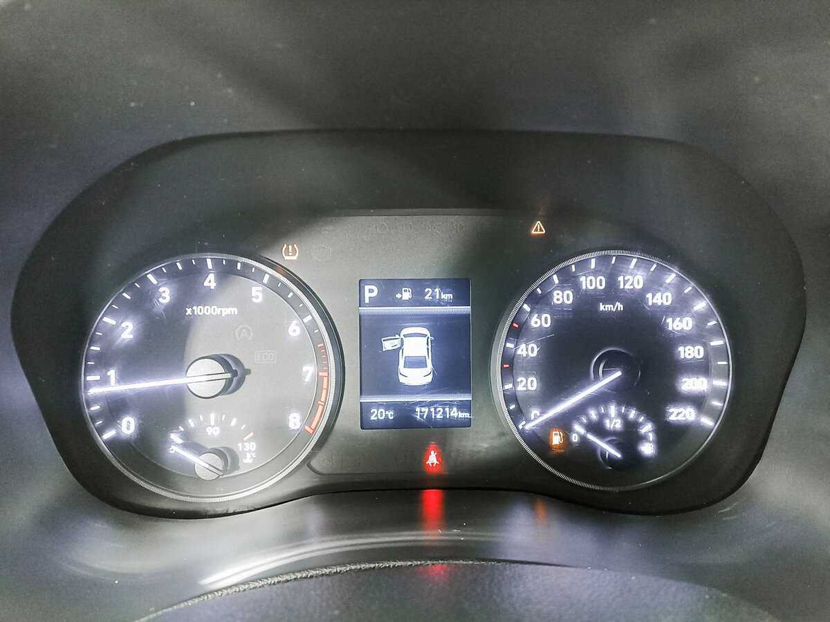 Купить Hyundai Solaris, 2017, 171 004 км, фото №11