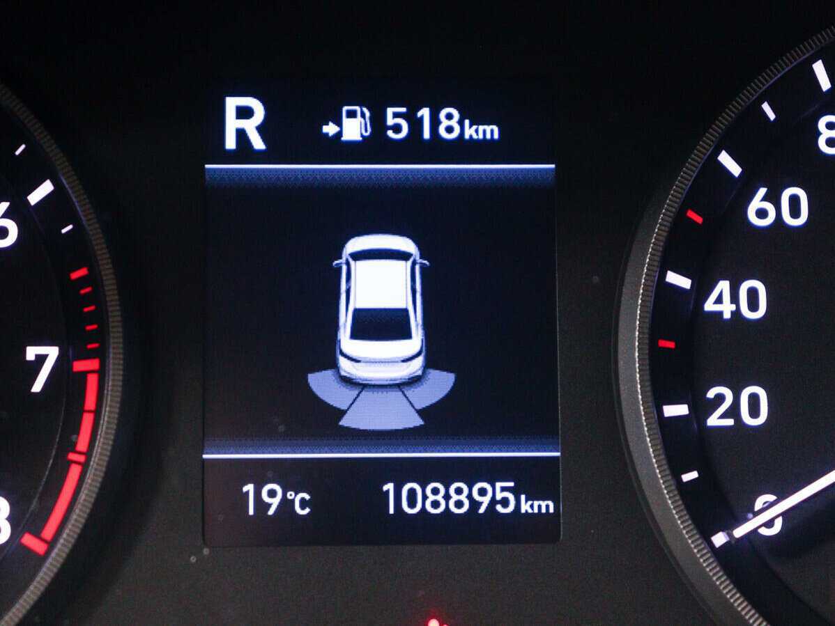 Купить Hyundai Solaris, 2017, 108 895 км, фото №13