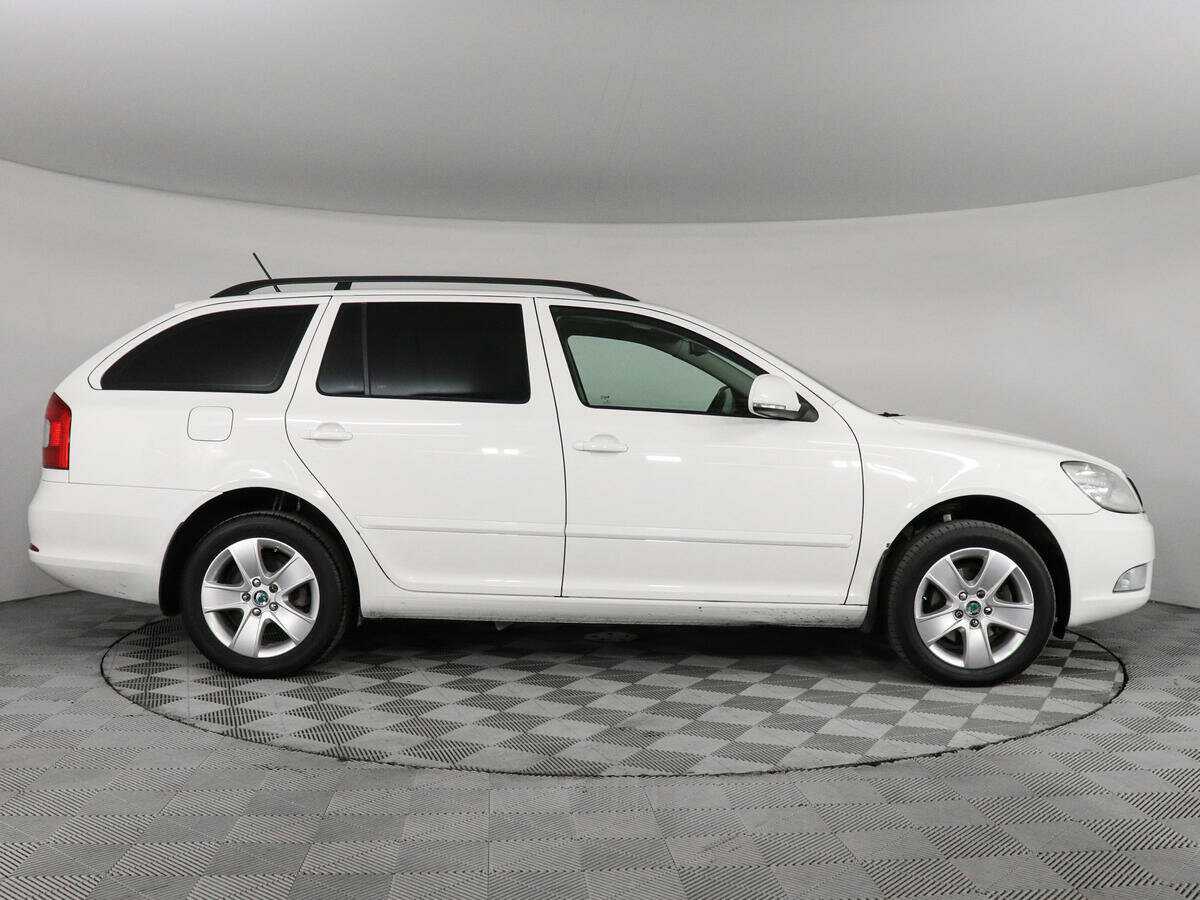 Купить Skoda Octavia, 2012, 190 313 км, фото №4