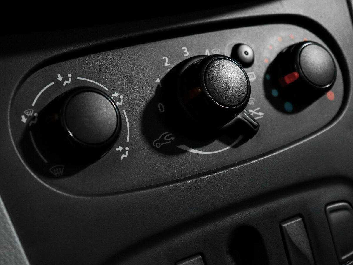 Купить Renault Logan, 2014, 118 796 км, фото №15