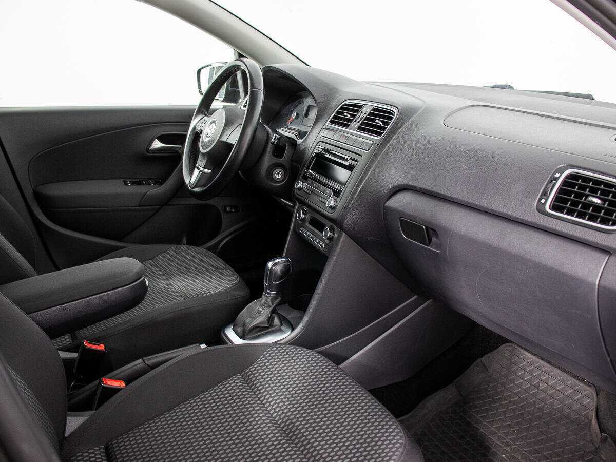 Купить Volkswagen Polo, 2012, 148 222 км, фото №9