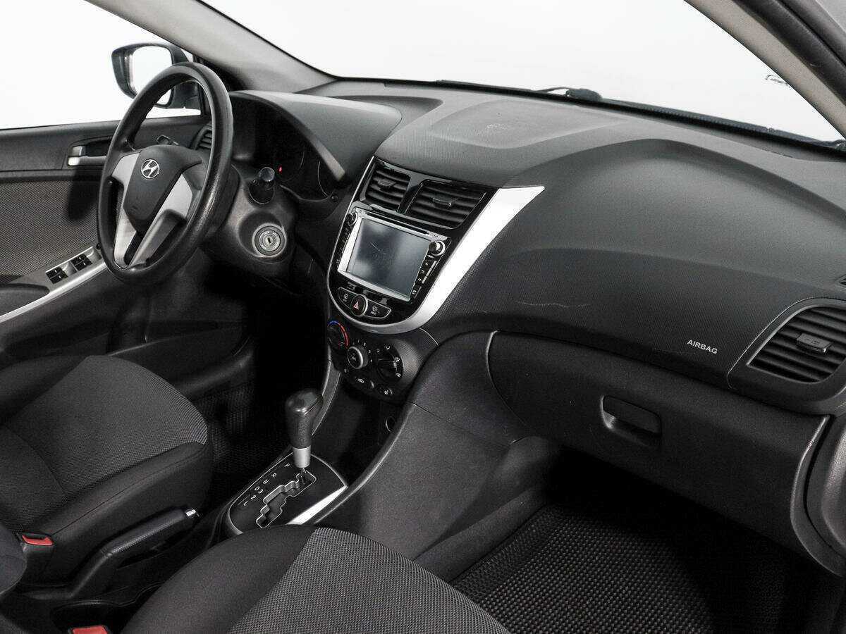 Купить Hyundai Solaris, 2013, 232 271 км, фото №11