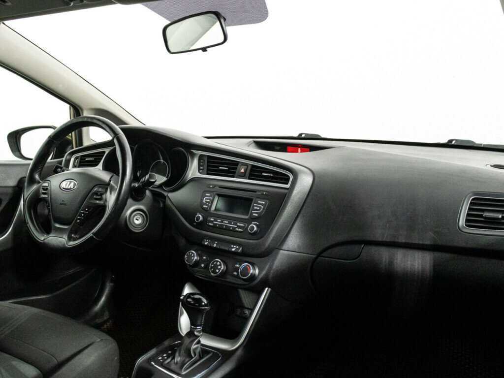 Купить Kia Ceed, 2016, 123 545 км, фото №9