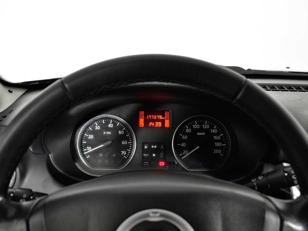 Купить Renault Sandero Stepway, 2012, 177 365 км, фото №11