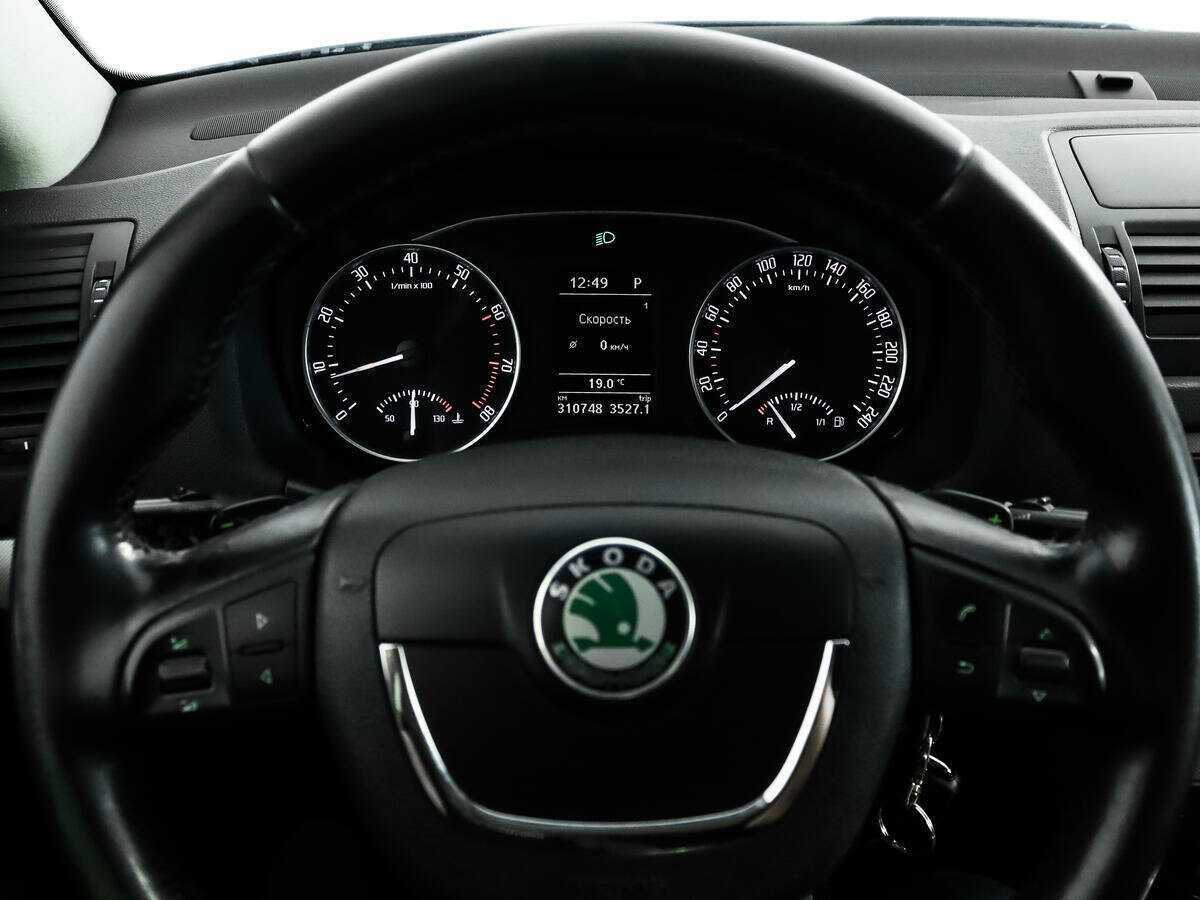 Купить Skoda Octavia, 2012, 309 844 км, фото №16