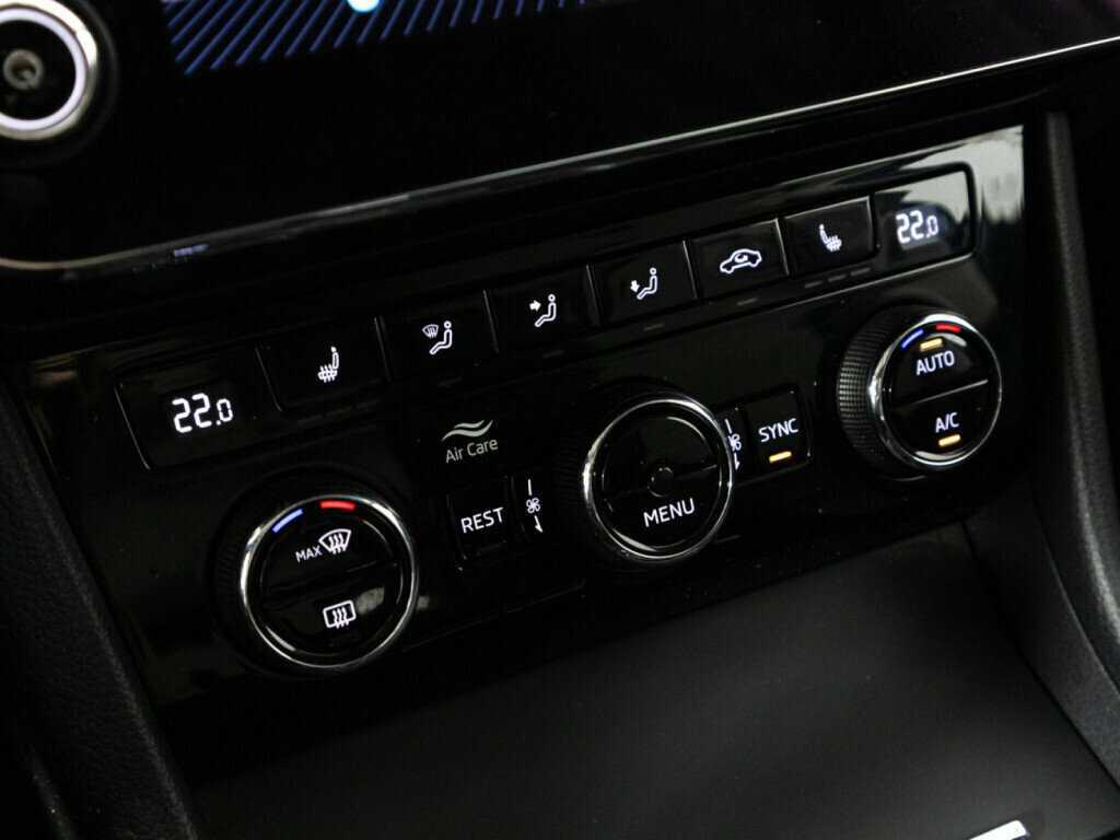 Купить Skoda Superb, 2018, 260 232 км, фото №13