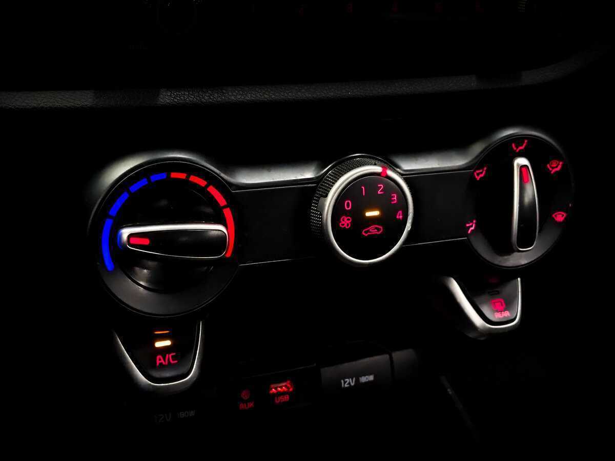 Купить Kia Rio X-Line, 2020, 182 994 км, фото №22