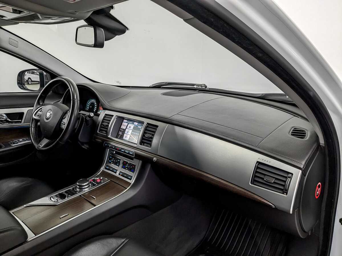 Купить Jaguar XF, 2014, 139 836 км, фото №11