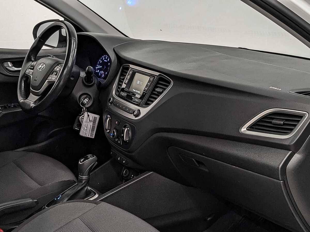 Купить Hyundai Solaris, 2017, 86 342 км, фото №11
