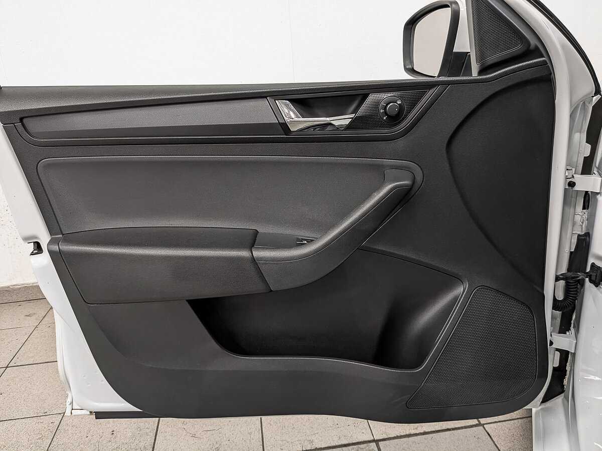 Купить Skoda Rapid, 2019, 87 380 км, фото №17