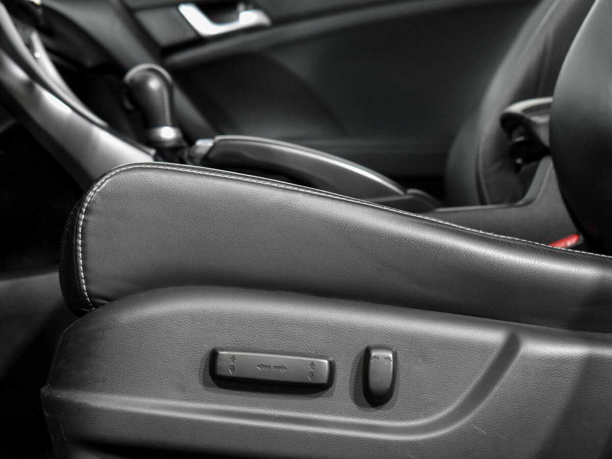 Купить Honda Accord, 2012, 68 157 км, фото №10