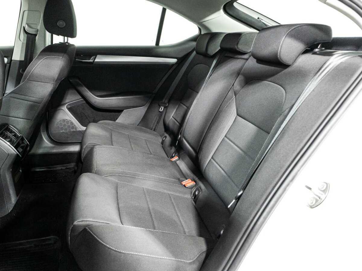 Купить Skoda Superb, 2016, 67 620 км, фото №9