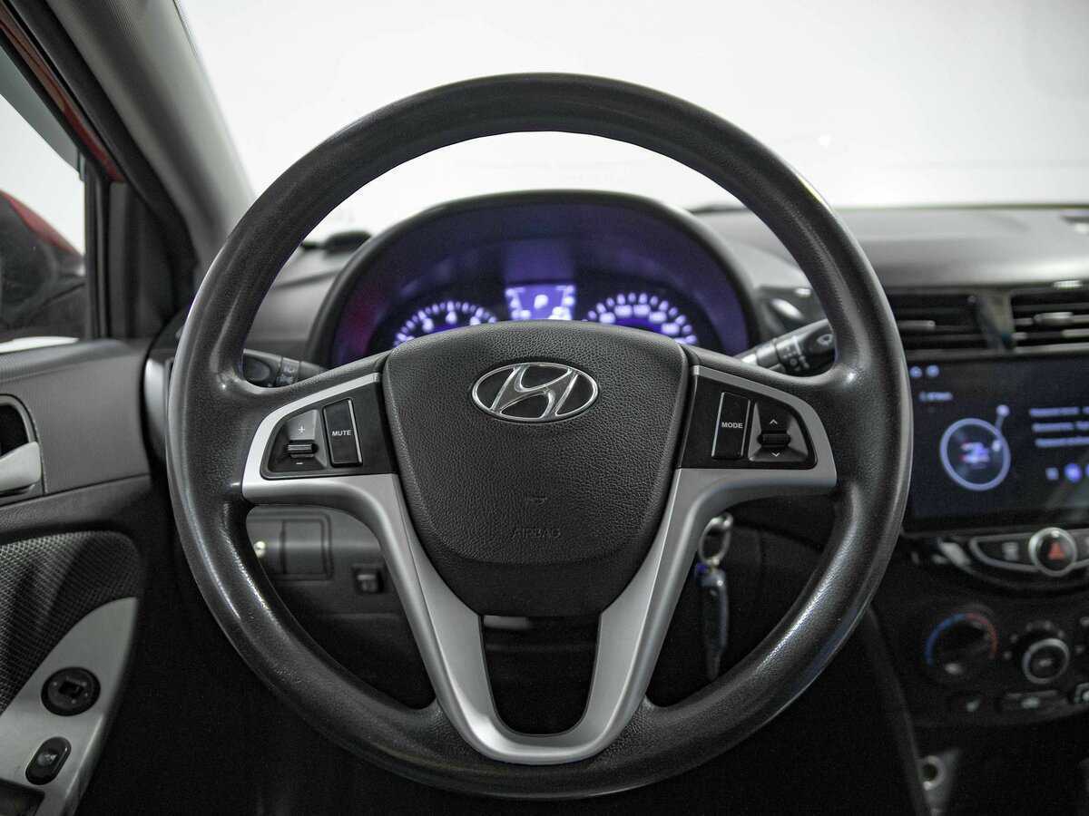 Купить Hyundai Solaris, 2012, 227 166 км, фото №7