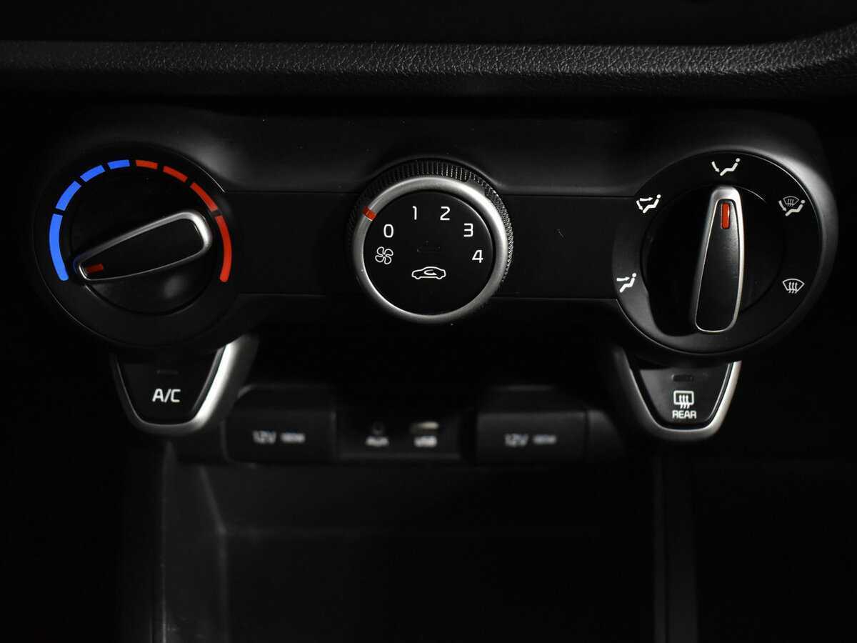 Купить Kia Rio, 2017, 99 813 км, фото №19