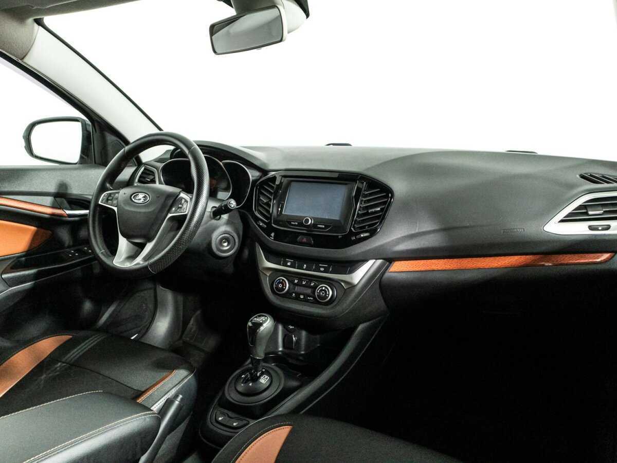 Купить Lada (ВАЗ) Vesta SW Cross, 2018, 107 231 км, фото №9