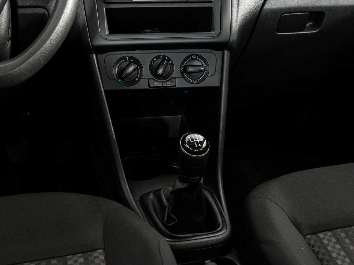 Купить Volkswagen Polo, 2017, 156 000 км, фото №10