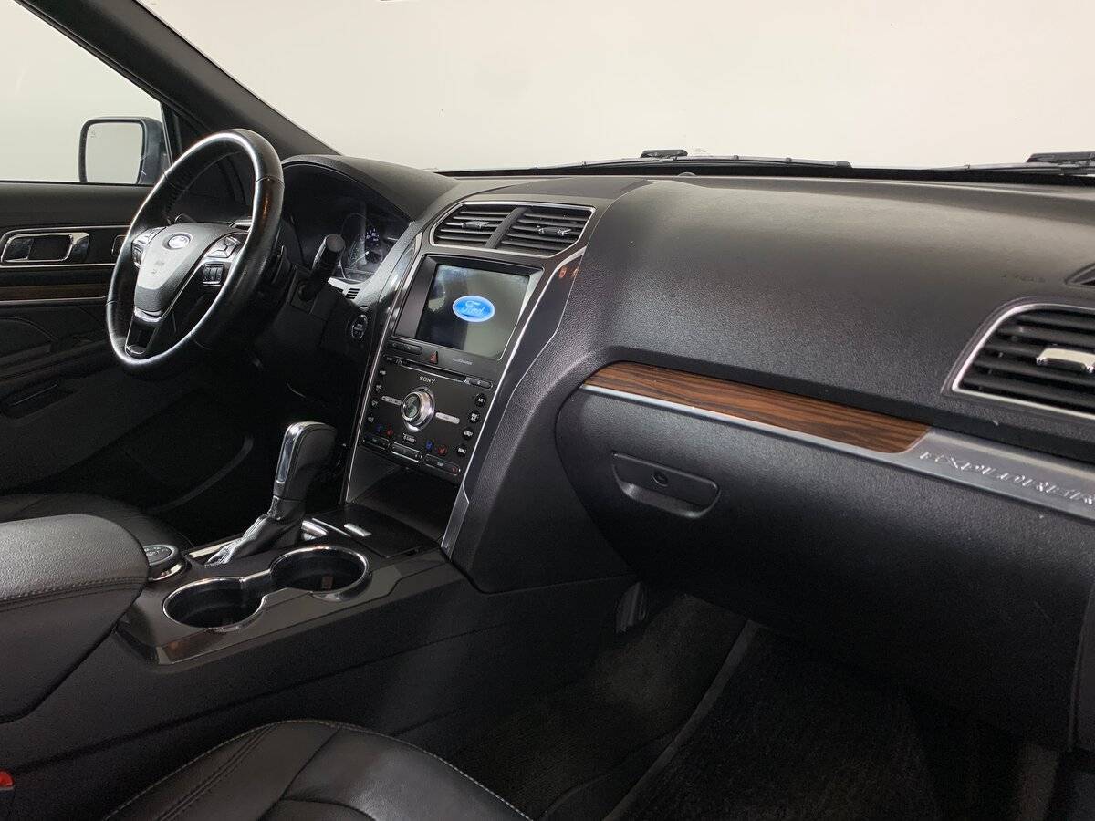 Купить Ford Explorer, 2017, 114 157 км, фото №13