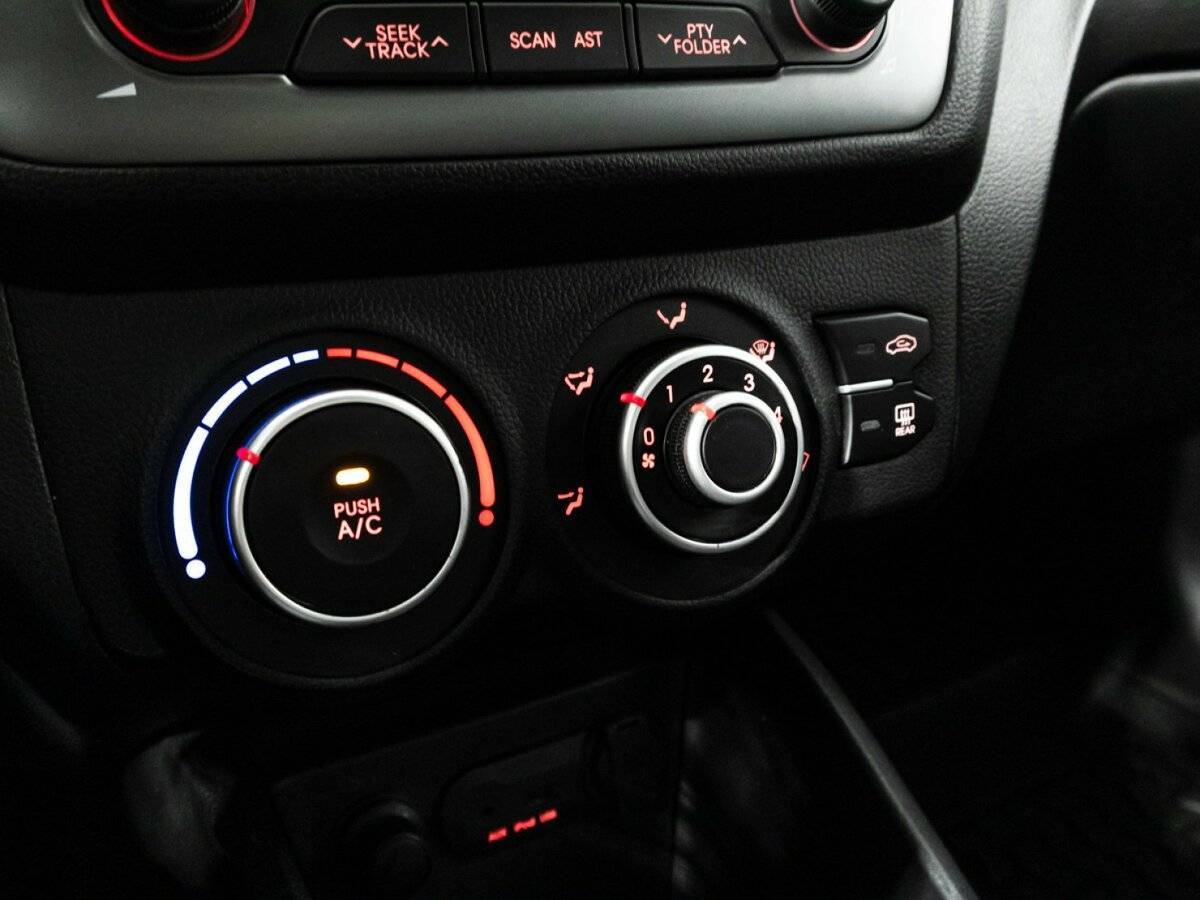 Купить Kia Rio, 2014, 153 713 км, фото №17