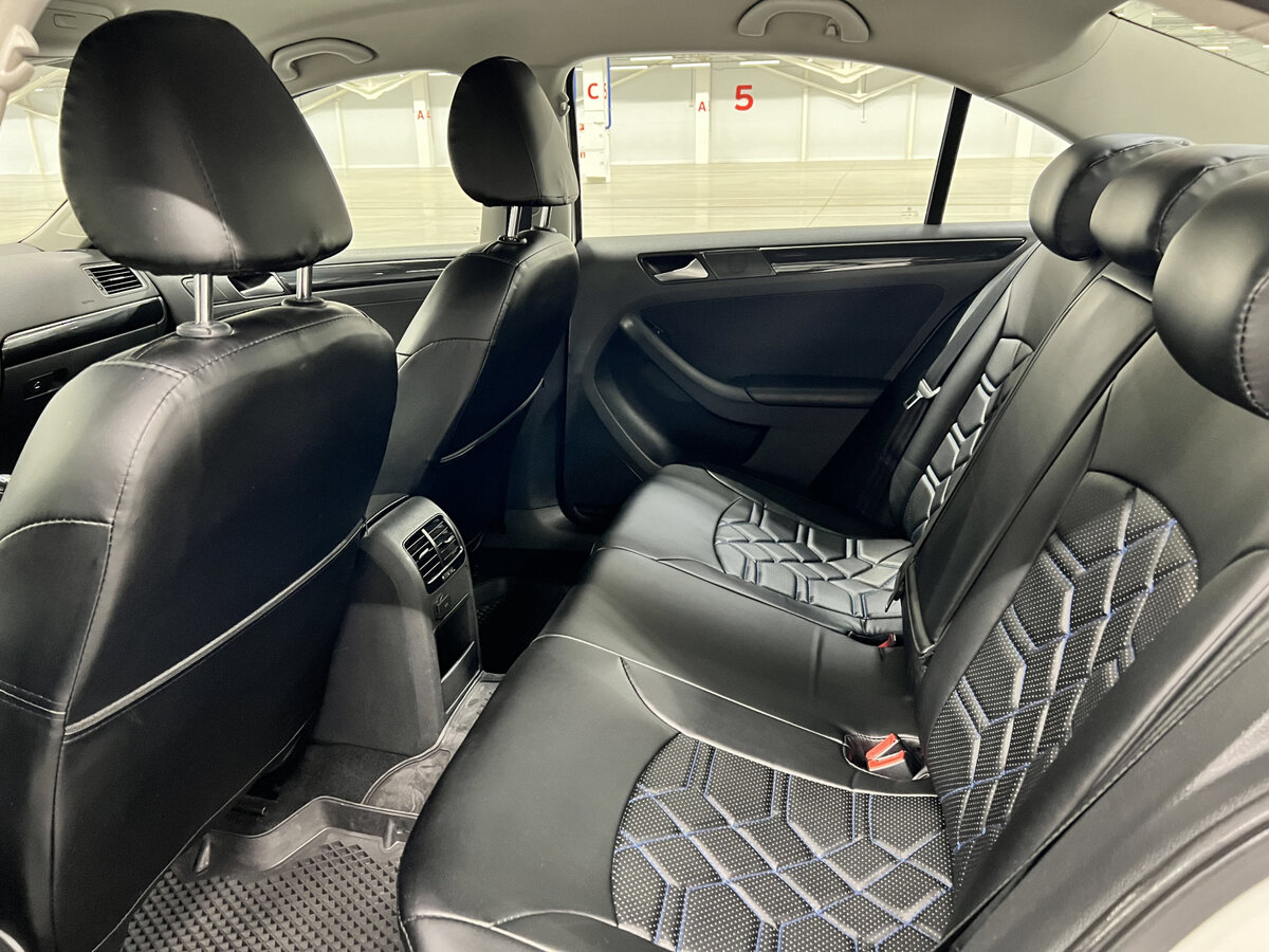 Купить Volkswagen Jetta VI Рестайлинг, 2016, 134 907 км, фото №12