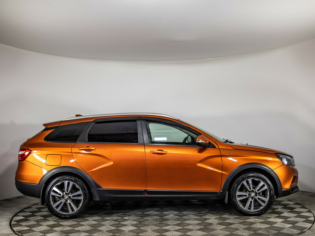 Купить Lada (ВАЗ) Vesta SW I, 2019, 75 918 км, фото №4