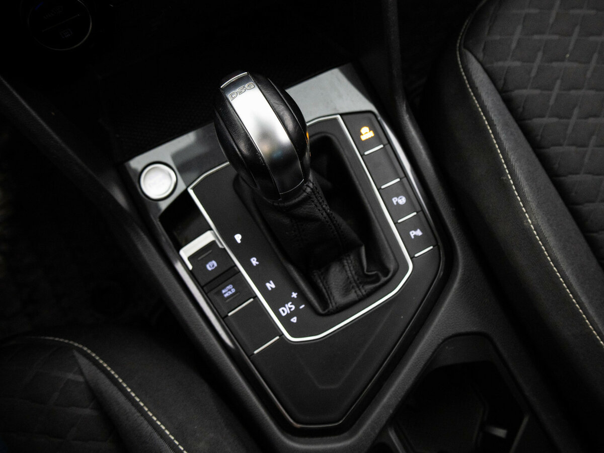 Купить Volkswagen Tiguan II, 2018, 45 750 км, фото №19