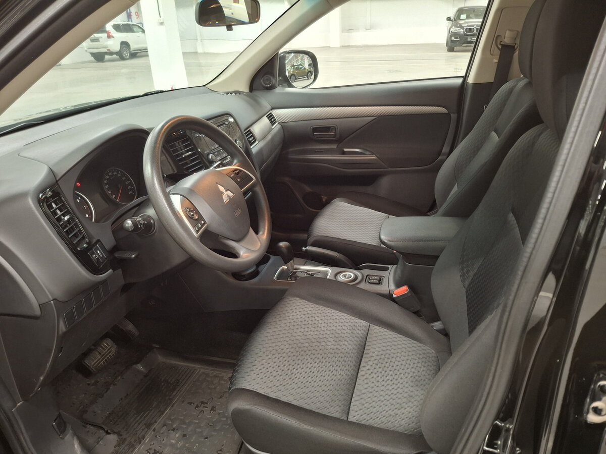 Купить Mitsubishi Outlander III Рестайлинг, 2014, 195 501 км, фото №15