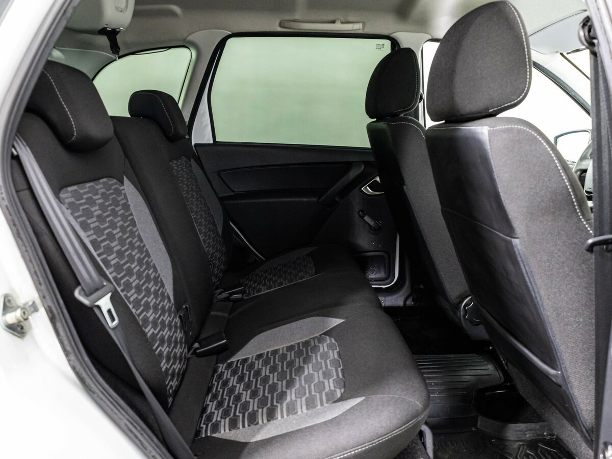 Купить Lada (ВАЗ) Granta Cross I Рестайлинг, 2023, 59 541 км, фото №15